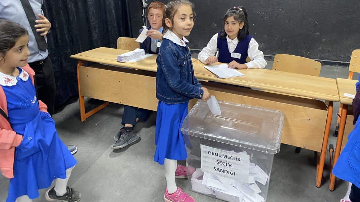 Öğrenci Meclis Başkanlığı Seçimi Yapıldı
